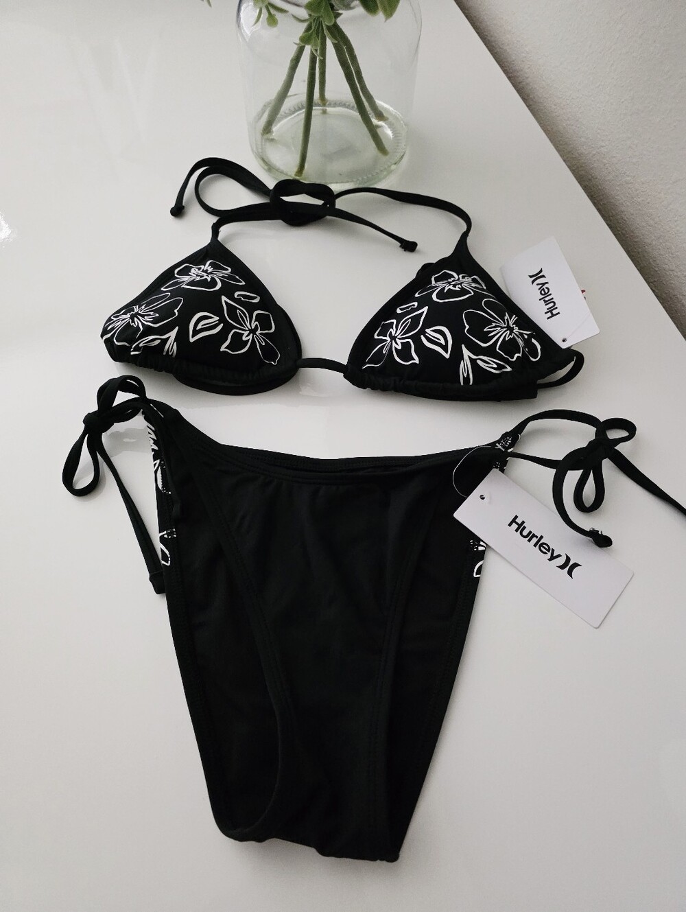 HURLEY🕶 Brand New Triangle Bikini Top & Tie Side Bottoms SIZE S
